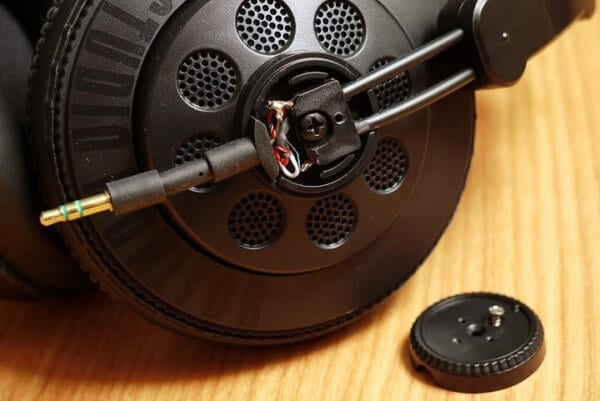 Superlux HD668B - доступные мониторные наушники с отменным звуком