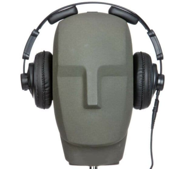 Superlux HD668B - доступные мониторные наушники с отменным звуком